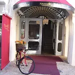 By Kavia Otel