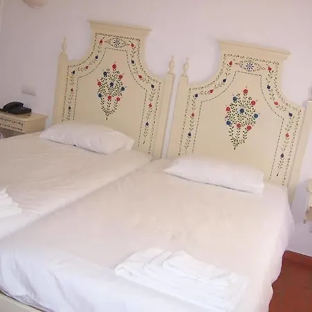 By Kavia 2* Albufeira